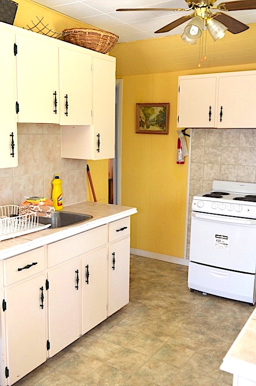 Cottage Rental, Doran Bay Resort, Iroquois,Ontario,Canada Cottage 1